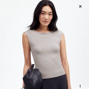 Madewell Scoopneck Cap-Sleeve Tee in Weathered Concrete